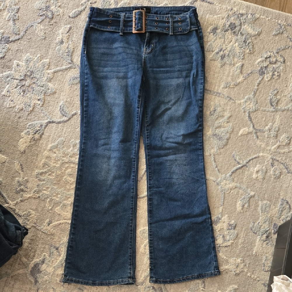 Women's Dark Blue Flare Jeans with Decorative Belt